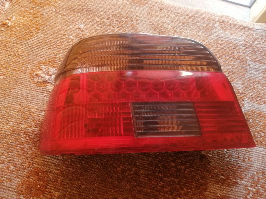 Задній лед фонарь е39