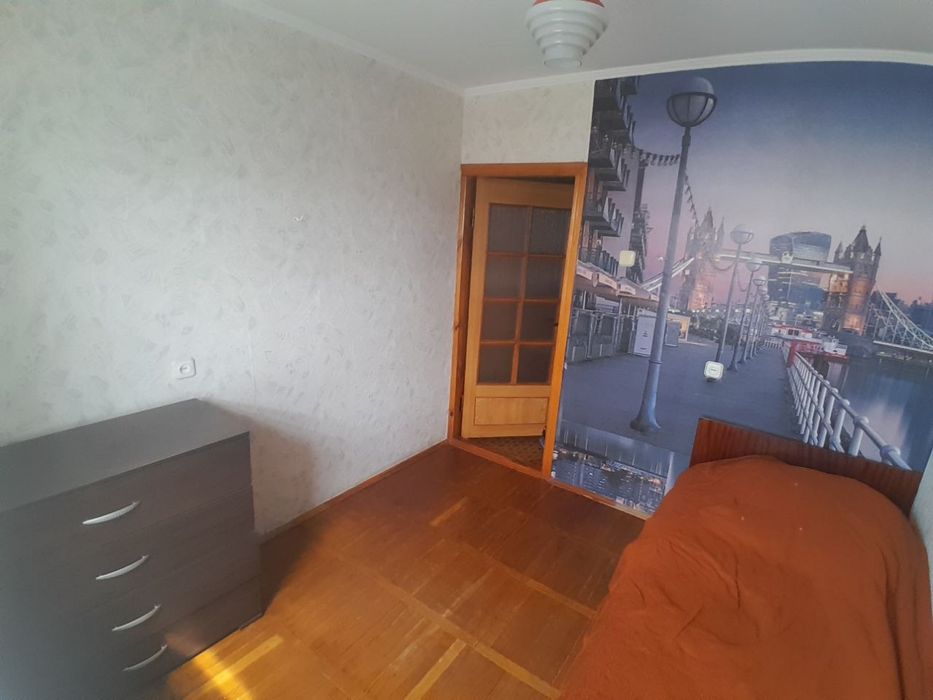 Здається окрема кімната