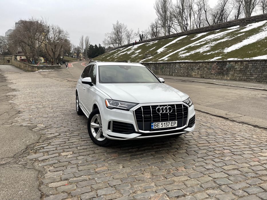Срочно! Продаи Audi q7 2020 пробег 5000