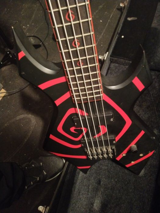 ベース BC Rich Warlock I.C.S. Vortex Signature ベース BC Rich Warlock I.C.S. Vortex Signature B.C. Rich 5-String