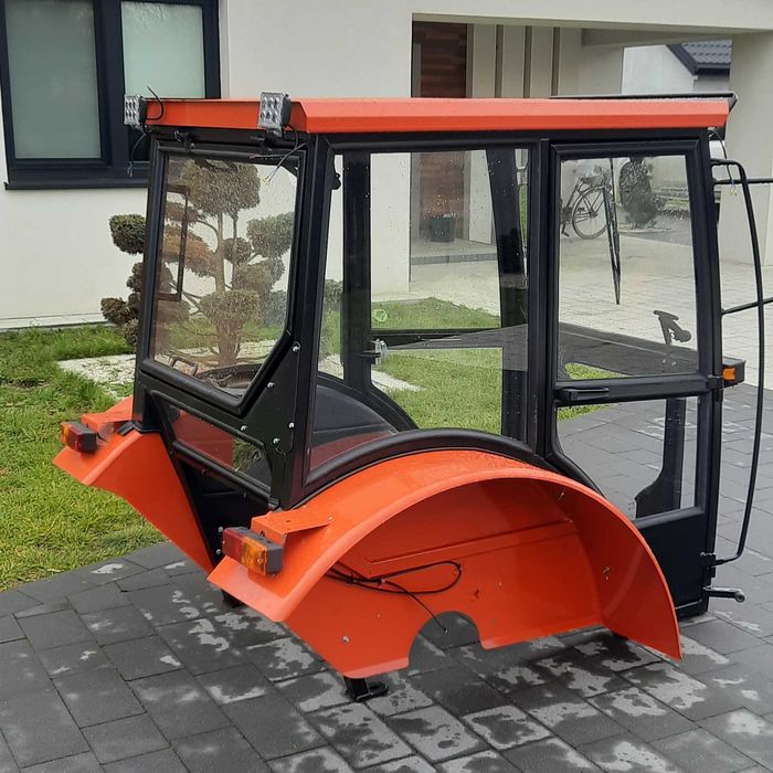 Kabina sadownicza C330 C360 MF235 MF265 OKAZJA