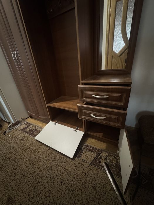 Прихожа шафа до коридору