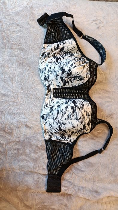 Топ для спорту і не лише