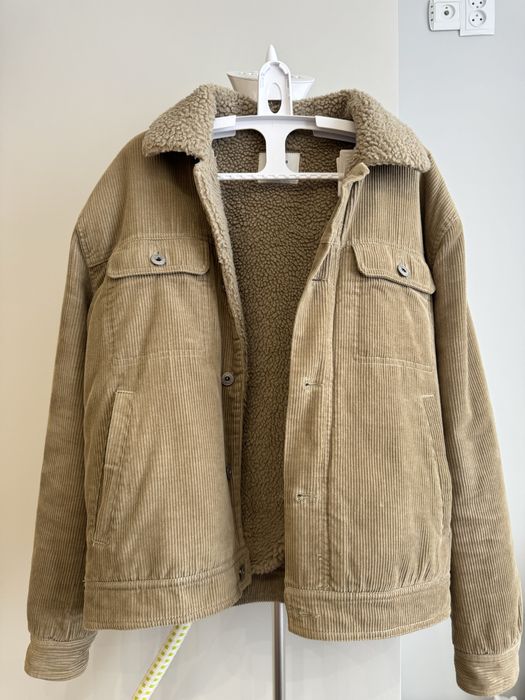 Чоловіча вельветова куртка-тракер Bershka