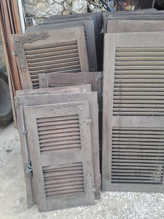 Janelas e porta sacadas