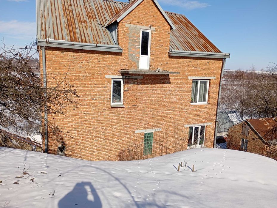 Продається будинок 7 км від Львова