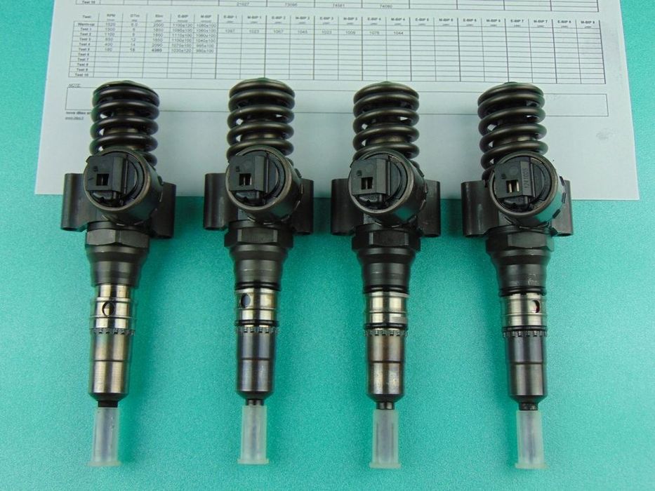 Pompowtryski 2,0tdi BRE BLB BKD 03G130073G 0414720404 Komplet