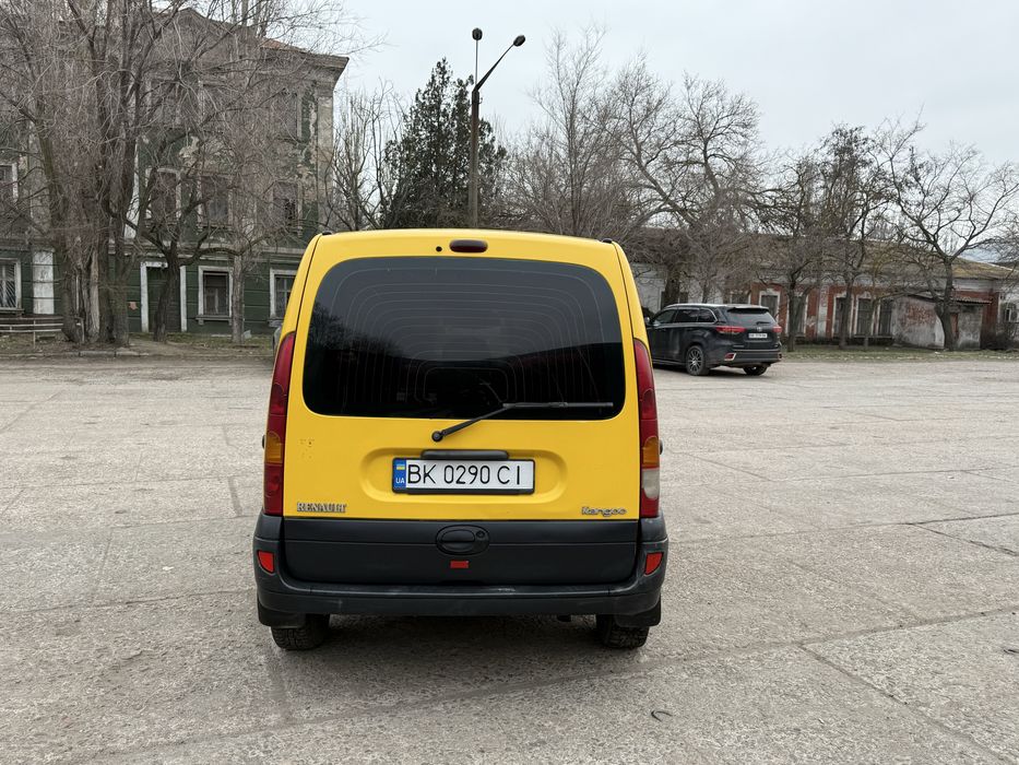 Рено кенго пасажир