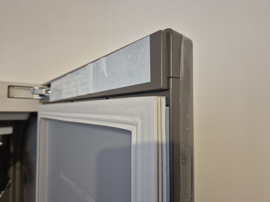 Парова шафа SAMSUNG AirDresser DF60R8600CG/LP
Код товару: S23708