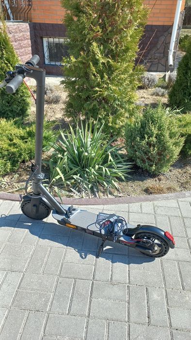Електросамокат Sencor Scooter One 2020 E 9PRO.