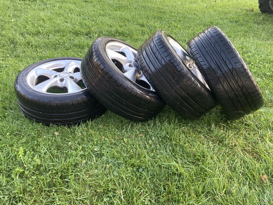 Bridgestone 225 45 r17