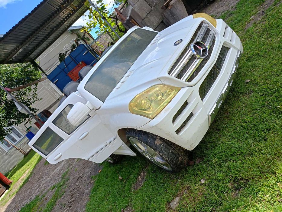 Дитячий автомобіль