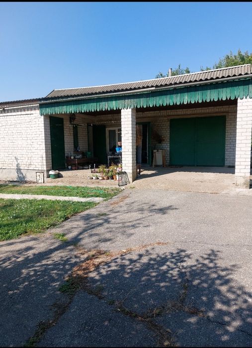 Продам гарний будинок