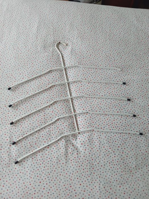 Cabide / cruzeta múltipla