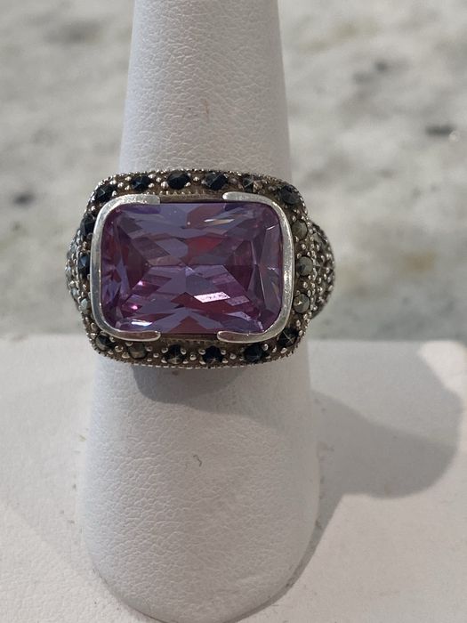 На весілля каблучки срібло