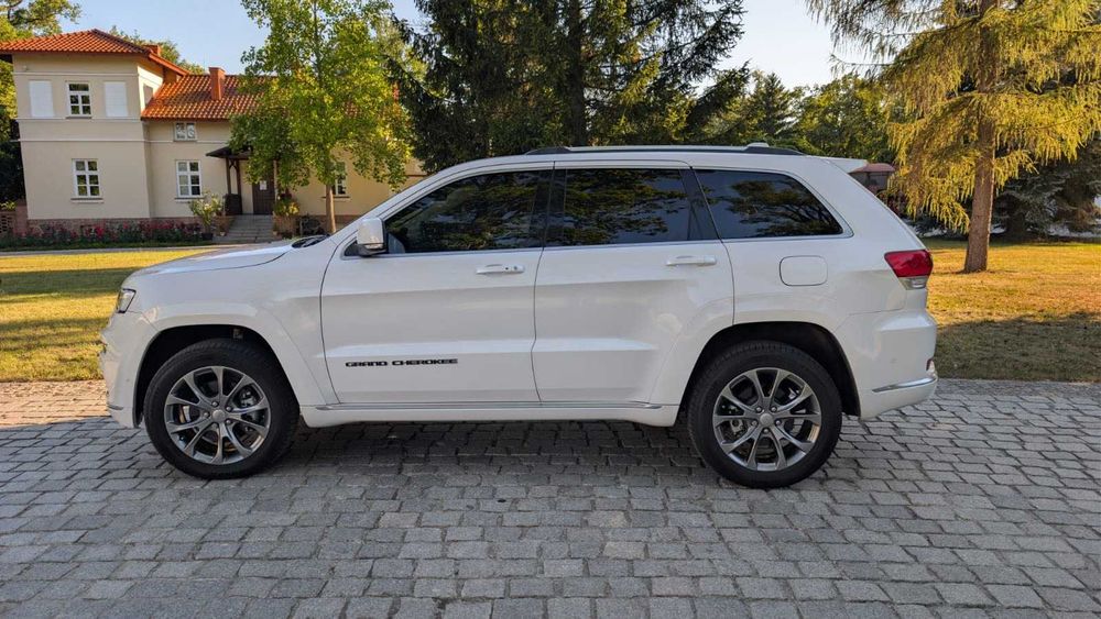 Jeep Grand Cherokee 5.7 V8 HEMI summit 4x4 PEREŁKA