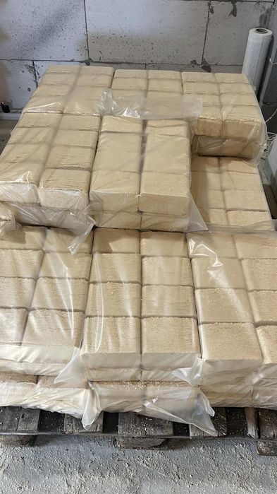 Продам паливні брикети із сосни+ ясень