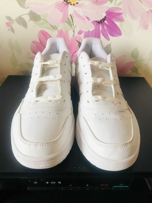 Кросівки жіночі Adidas Hoops 3.0 Low Classic р.39,5