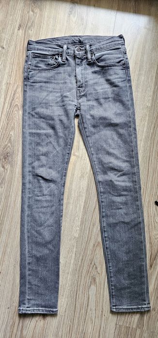 Levis spodnie dżinsowe męskie rozmiar W31 L32 wymiary na zdjęciach