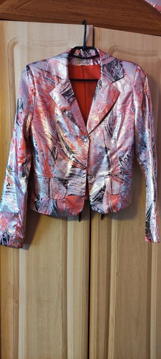 Піджак  на свято 44 розмір
