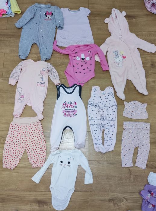 Ubranka dla dziewczynki r. 62