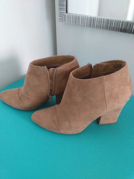 Buty botki na obcasie roz. 36