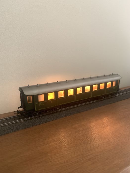 Carruagem com Iluminação Marklin H0