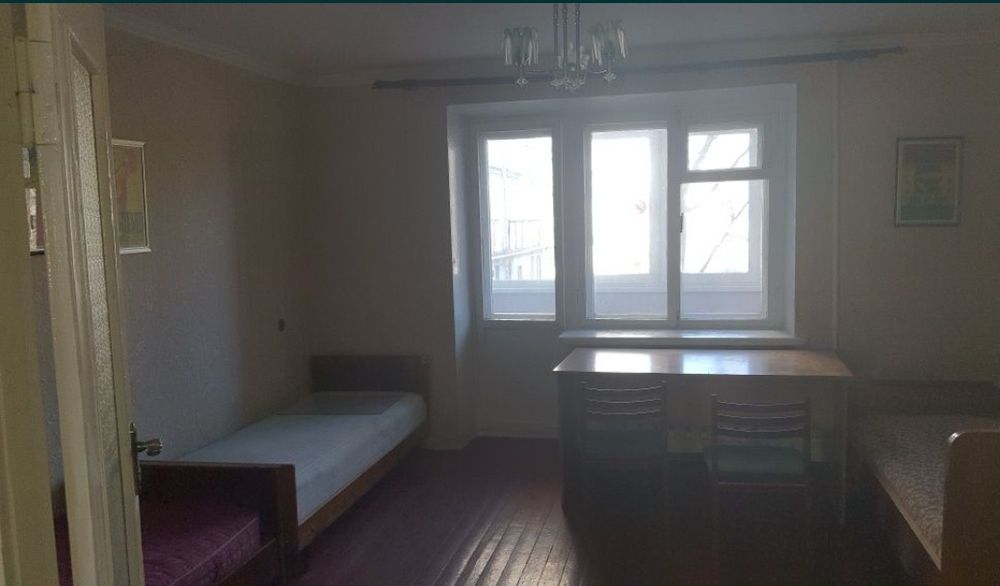 Здам кімнату 2200 грн. Для дівчини або хлопця Без хазяїна