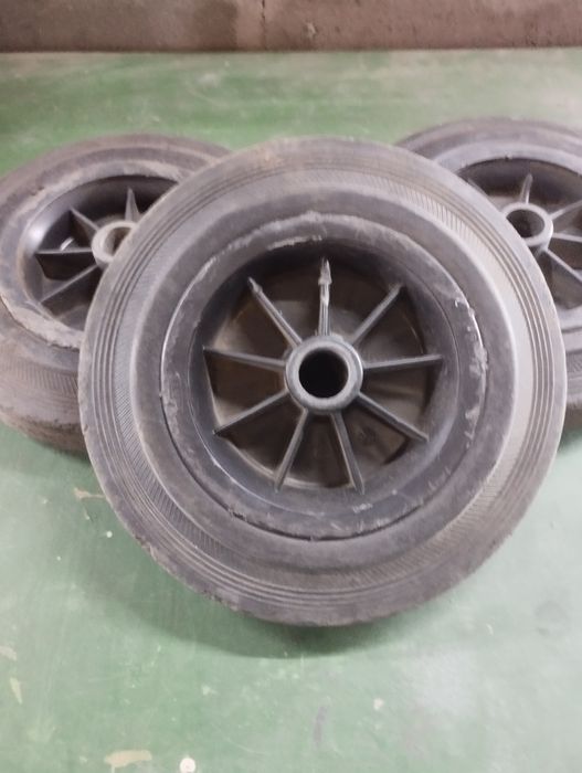 Колеса для тачки