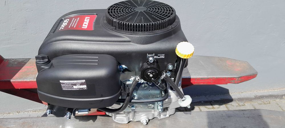 Silnik Loncin LC1P96 20KM  608CM3 silnik do traktorka