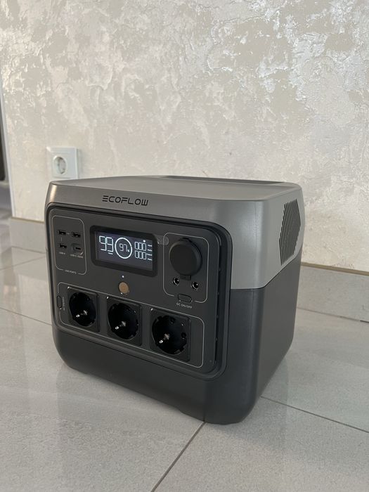 Зарядна станція EcoFlow RIVER 2 Pro (Екофло Рівер 2 про) на гарантії
