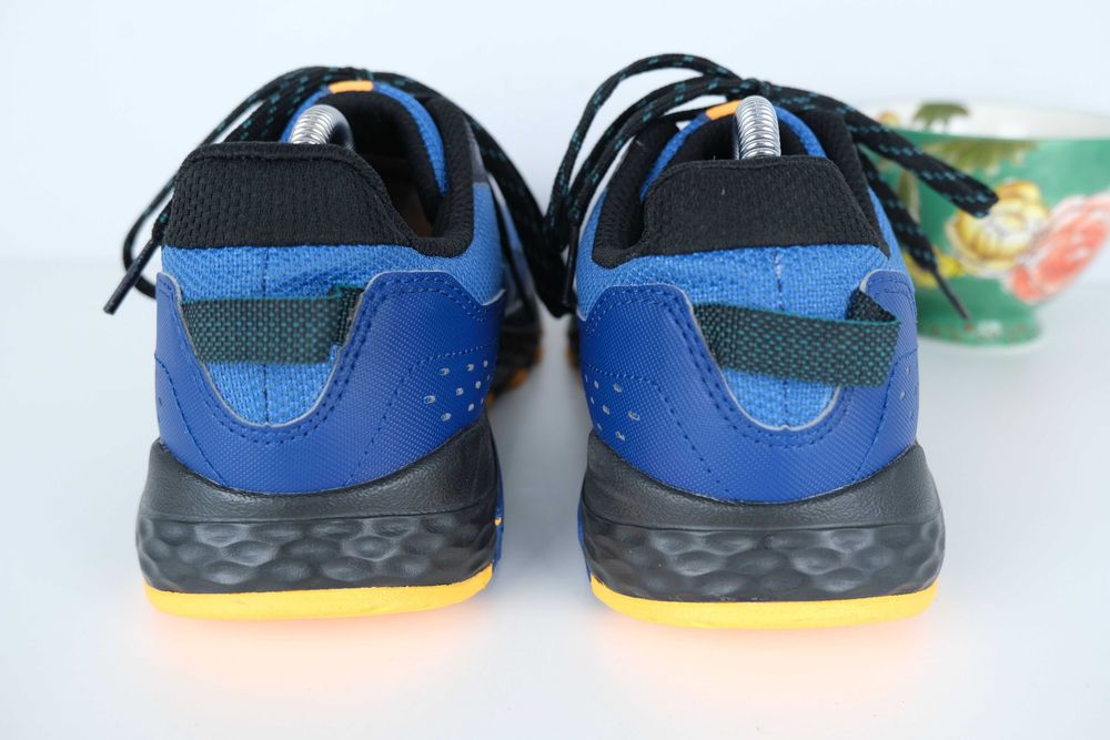 New Balance MT410  męskie buty  r 42 nowe