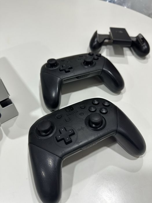 Nintendo Switch OLED + acessórios + jogos