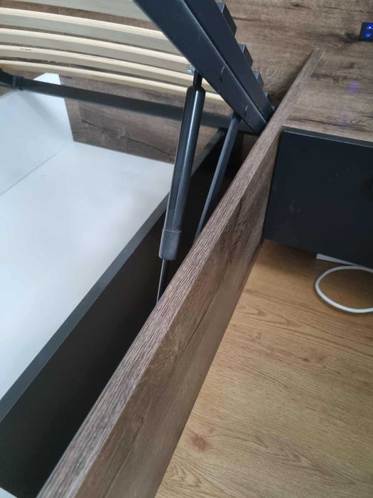 Łózko BRW Kassel 160x200 plus materac