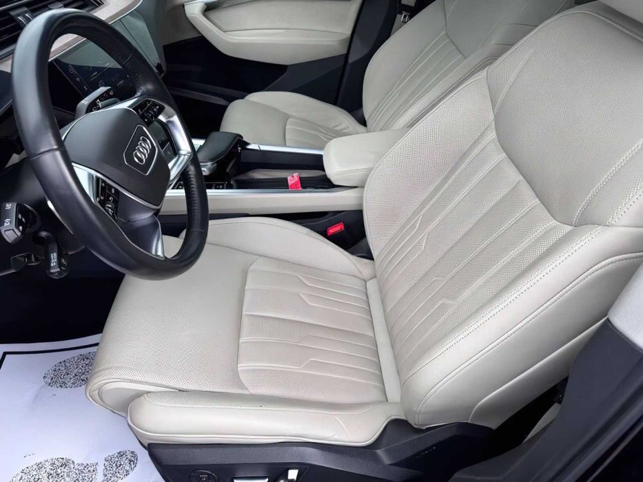 Audi e-tron quattro Prestige      2019