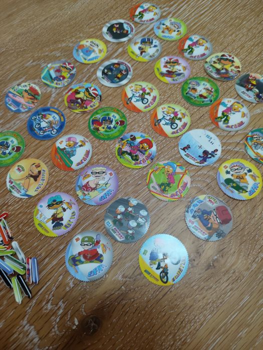 Conjunto de tazos Rollers