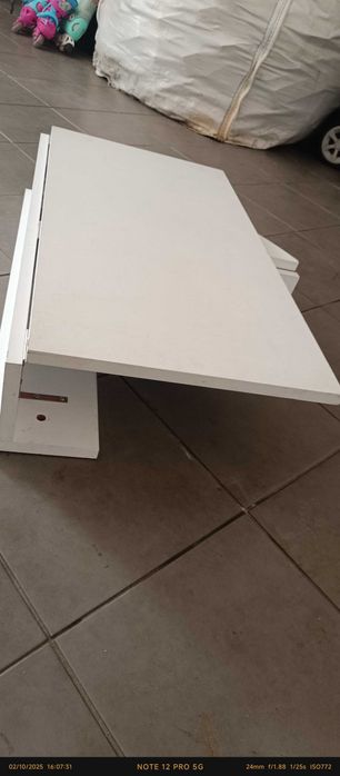 Secretaria de parede dobrável