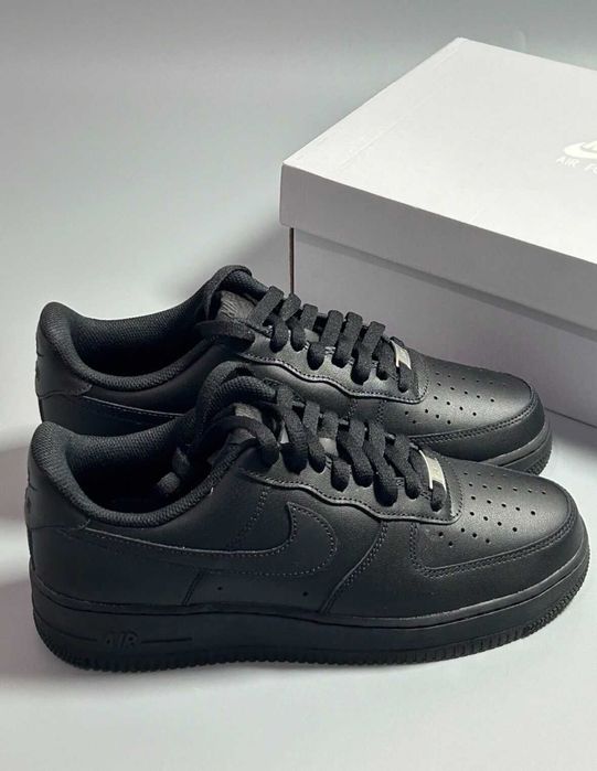 Buty Nike Air Force 1 Czarny R.42.5