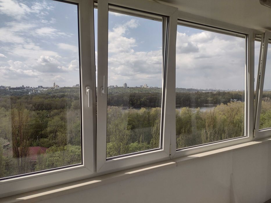 Почасово. Видова м. Лівобережна, Русанівська набережна 16, погодинно п