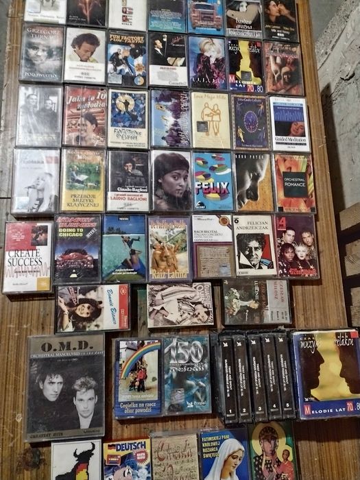 Kasety oryginalne piosenki filmy kursy językowe, religijne