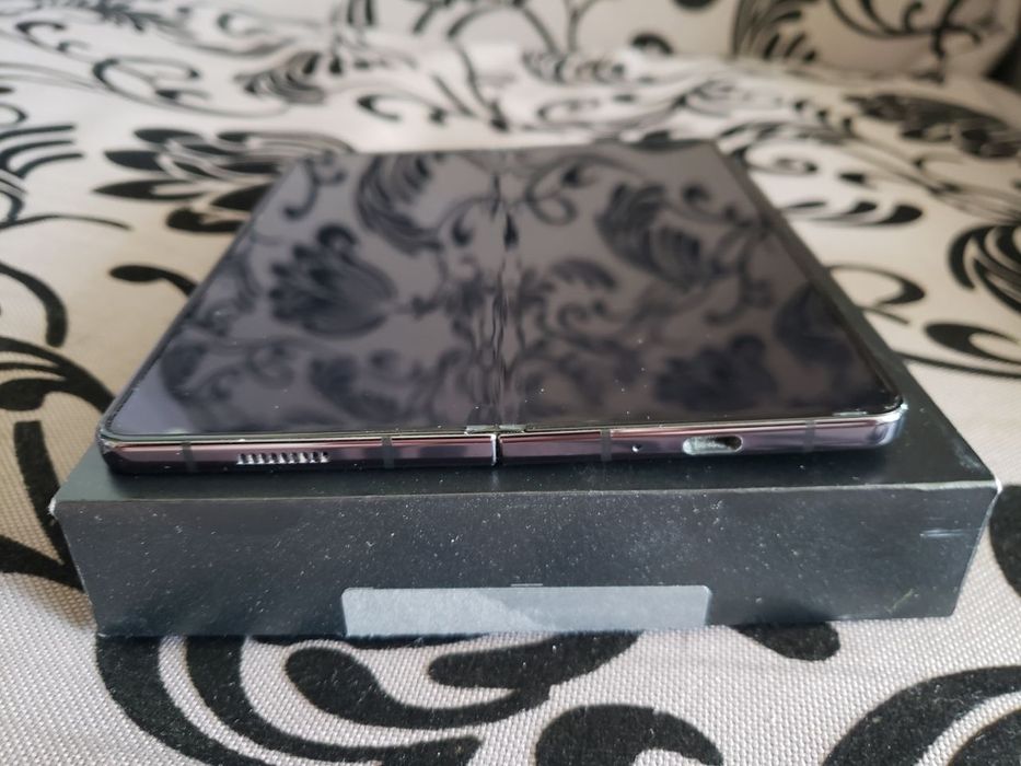 Samsung galaxy fold 5/512gb