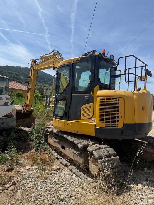 KOMATSU PC118 MR-8