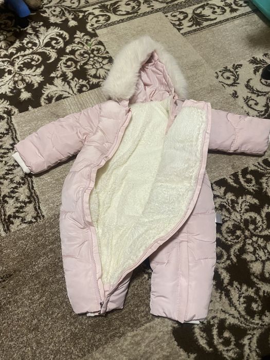 Продам зимовий дитячий комбінезон 90 см