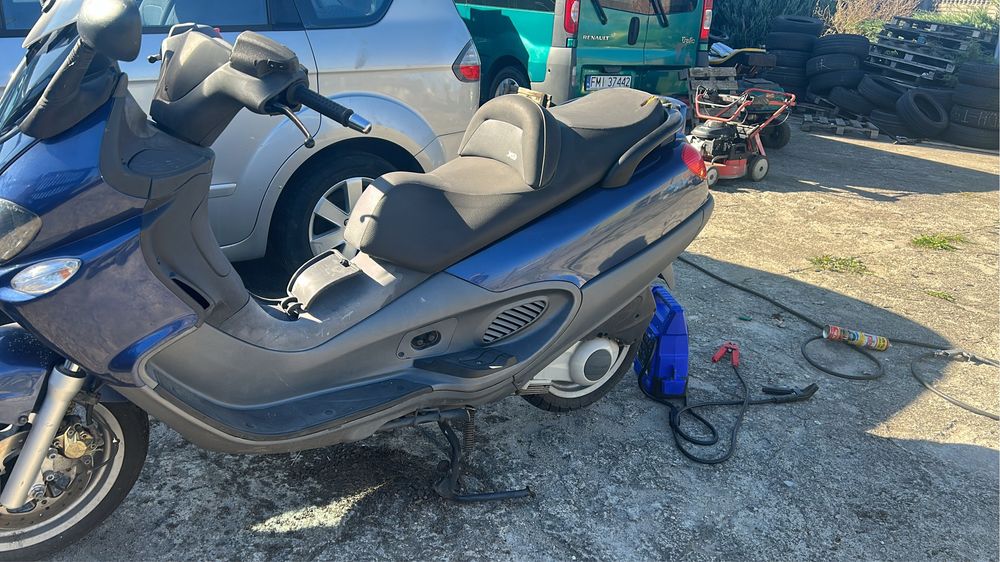 Maxi skuter Piaggio X9 125 cm3
