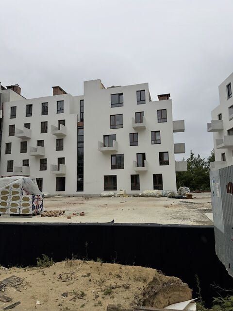 Продаж 2 кімн.квартира 82.50 м² 3/3ц вул.Пилипа Орлика 102000$