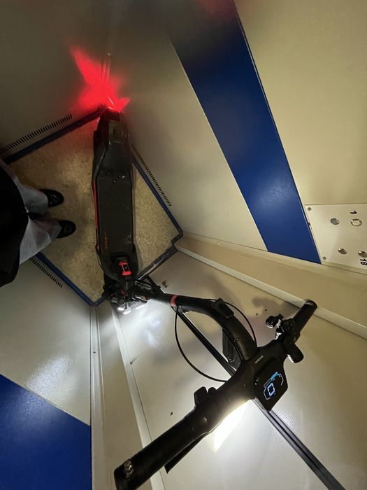 Электро самокат ninebot