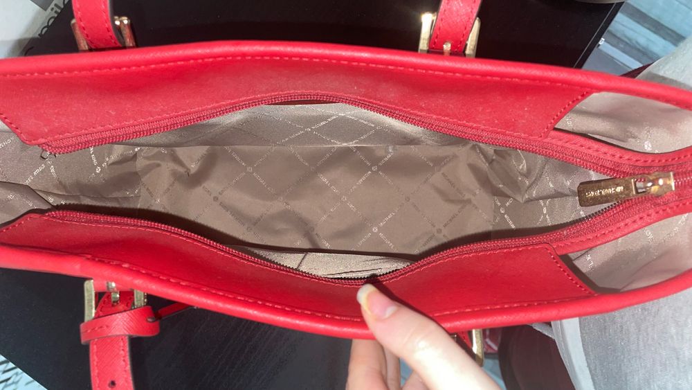 Mala Michael Kors nova