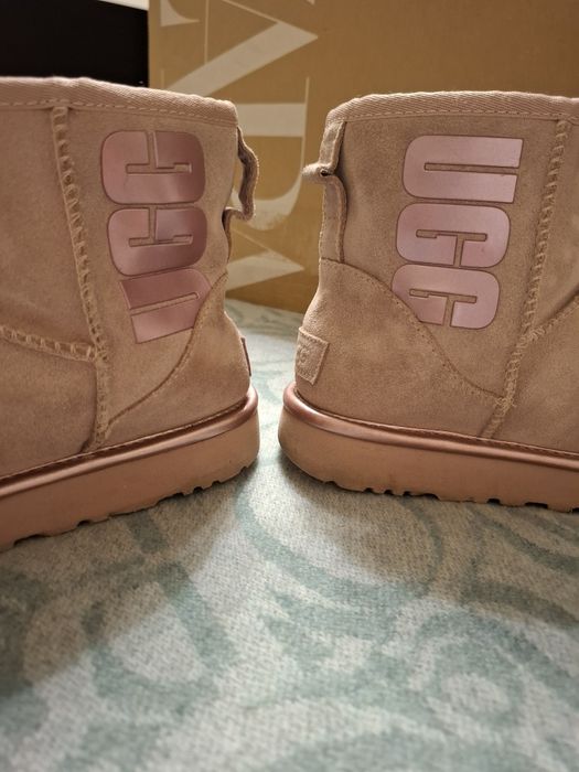UGG 39 pudrowy róż
