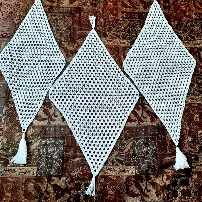 Conjunto de três guardanapos em crochet