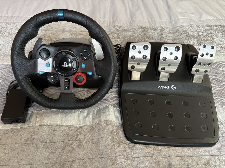 Volante Logitech G29 + Pedais